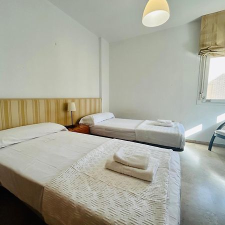 Guest House Teatinos Malaga Exterior photo