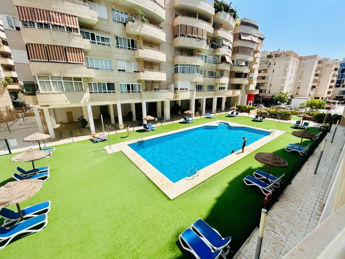 Guest House Teatinos Malaga Exterior photo