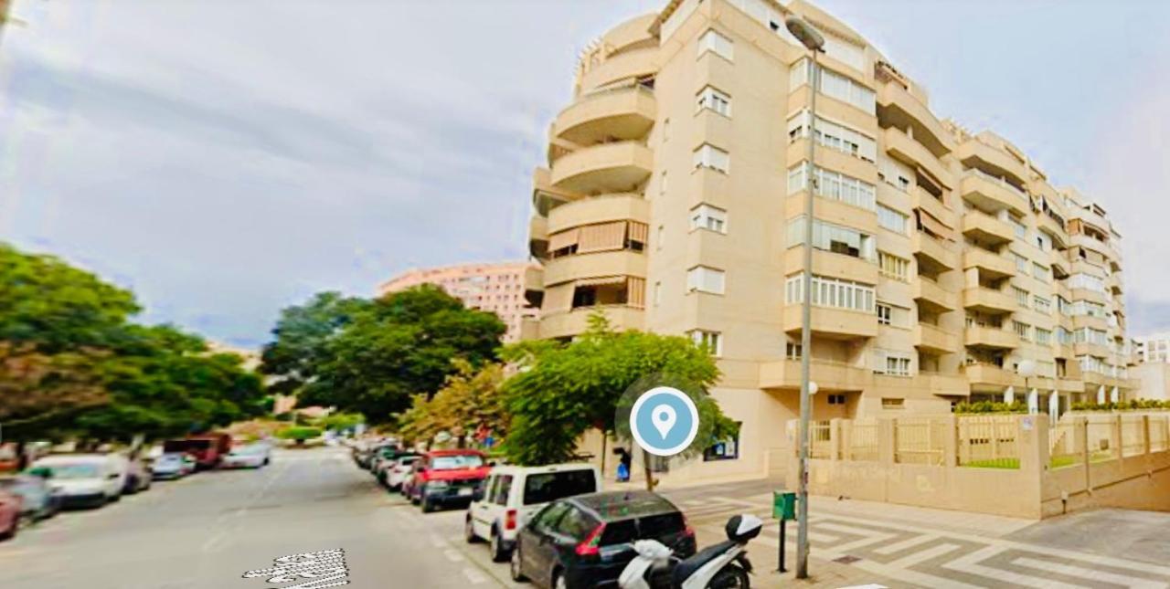 Guest House Teatinos Malaga Exterior photo